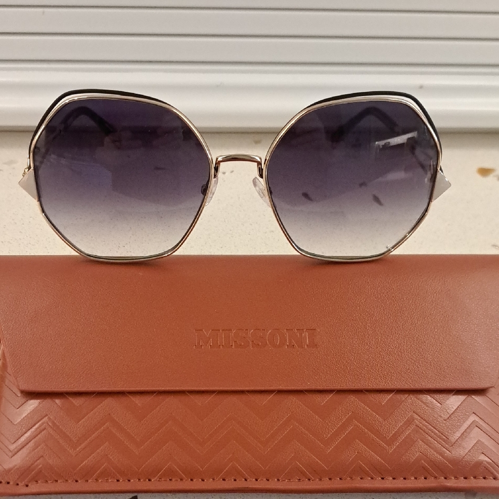 New Missoni Gradient Sunglasses with Gold Frame